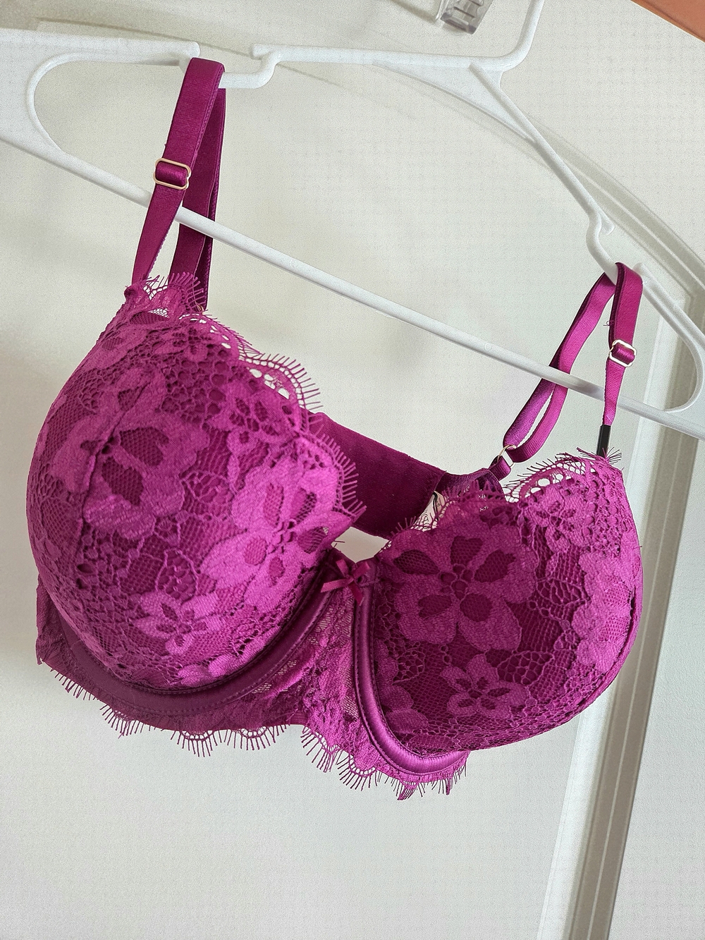 Victoria's Secret Dream Angels Lined Demi Lace Bra 36D Hot Pink NWT